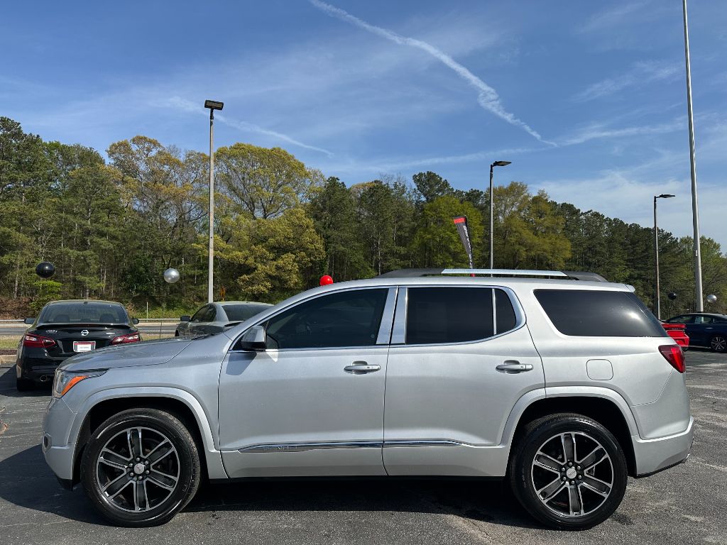 2017 GMC Acadia DENALI photo