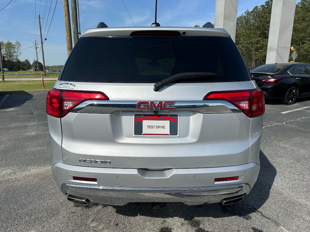 2017 GMC Acadia DENALI photo