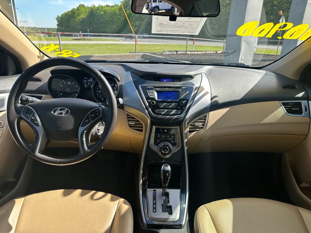 2013 Hyundai Elantra GLS photo