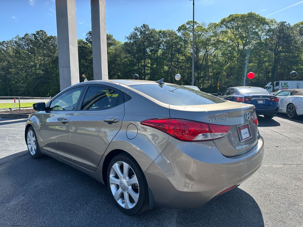 2013 Hyundai Elantra GLS photo