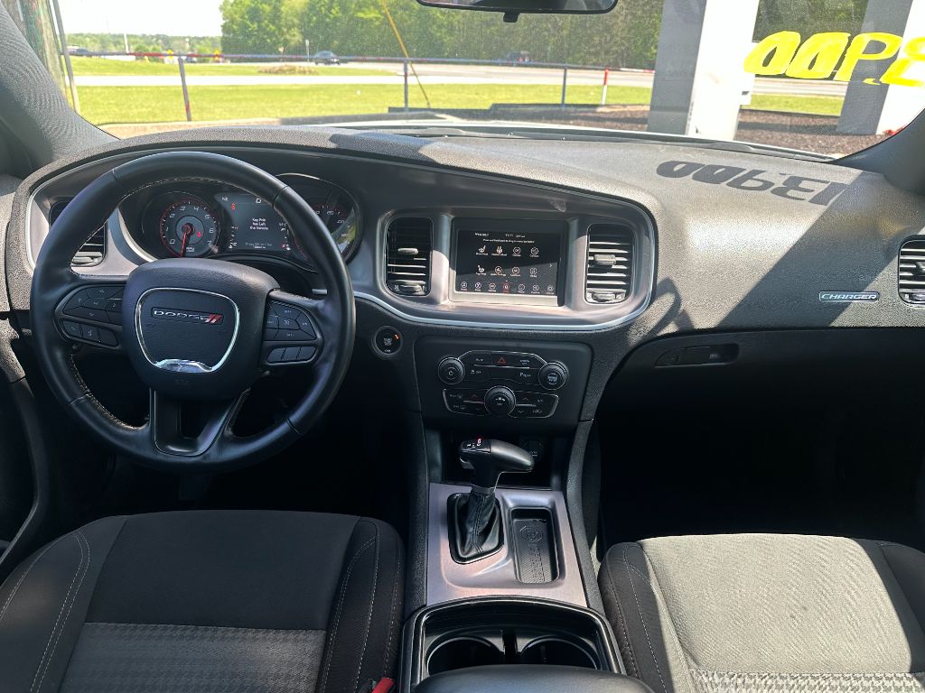 2020 Dodge Charger SXT photo