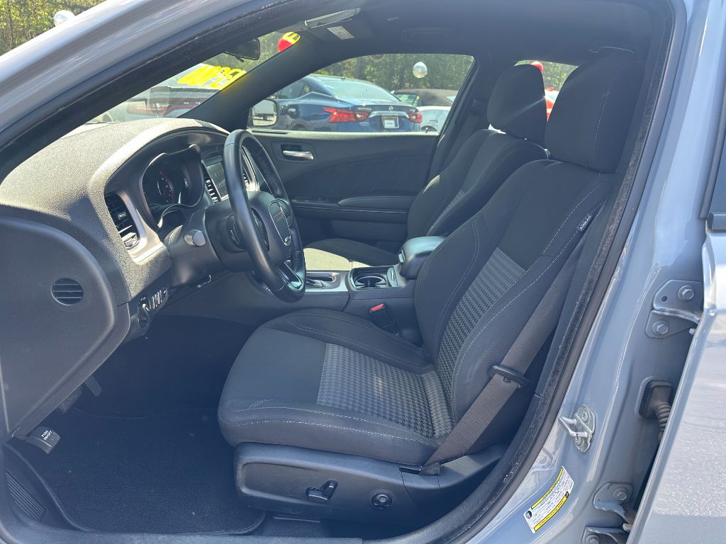 2020 Dodge Charger SXT photo