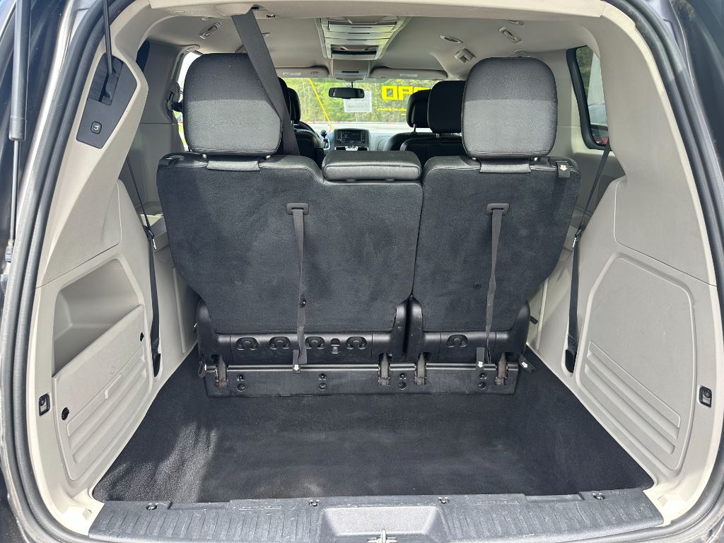 2016 Chrysler Town & Country Touring photo