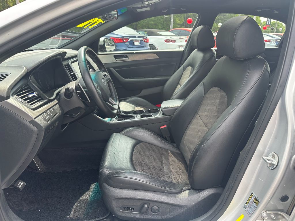2018 Hyundai Sonata SPORT photo