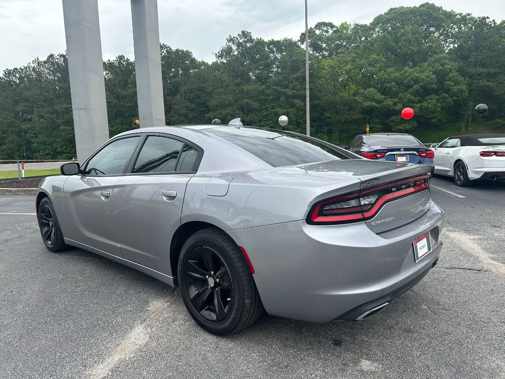 2017 Dodge Charger SXT photo