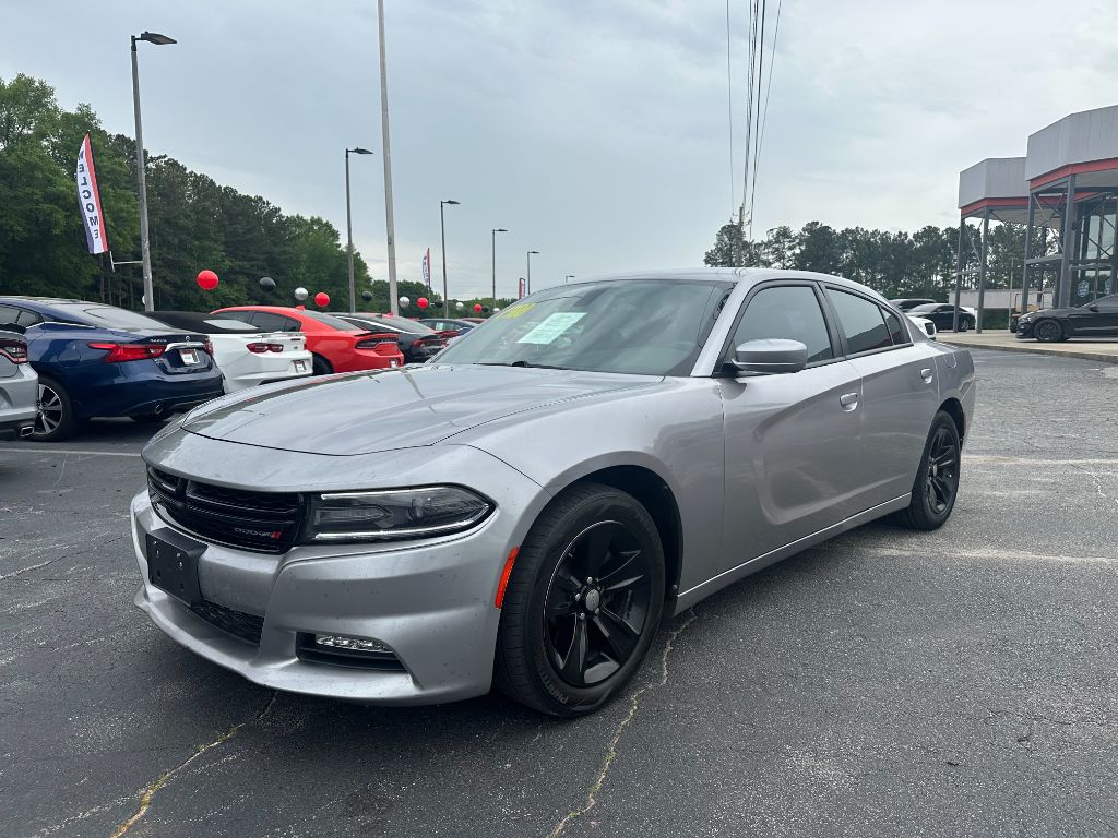 2017 Dodge Charger SXT photo