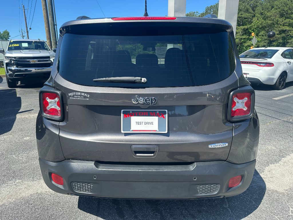 2018 Jeep Renegade LATITUDE photo