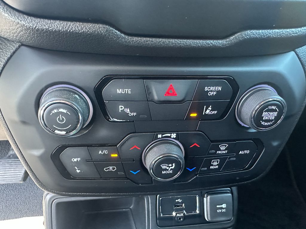 2018 Jeep Renegade LATITUDE photo
