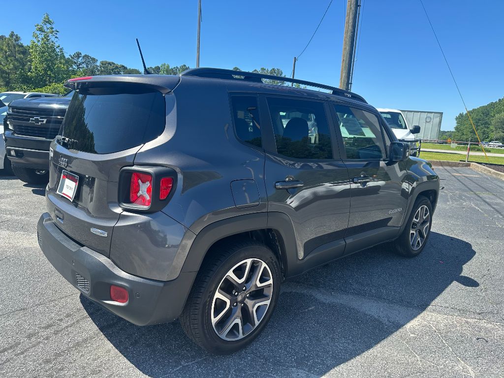 2018 Jeep Renegade LATITUDE photo