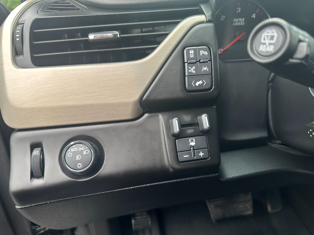 2016 GMC Yukon XL 1500 DENALI photo