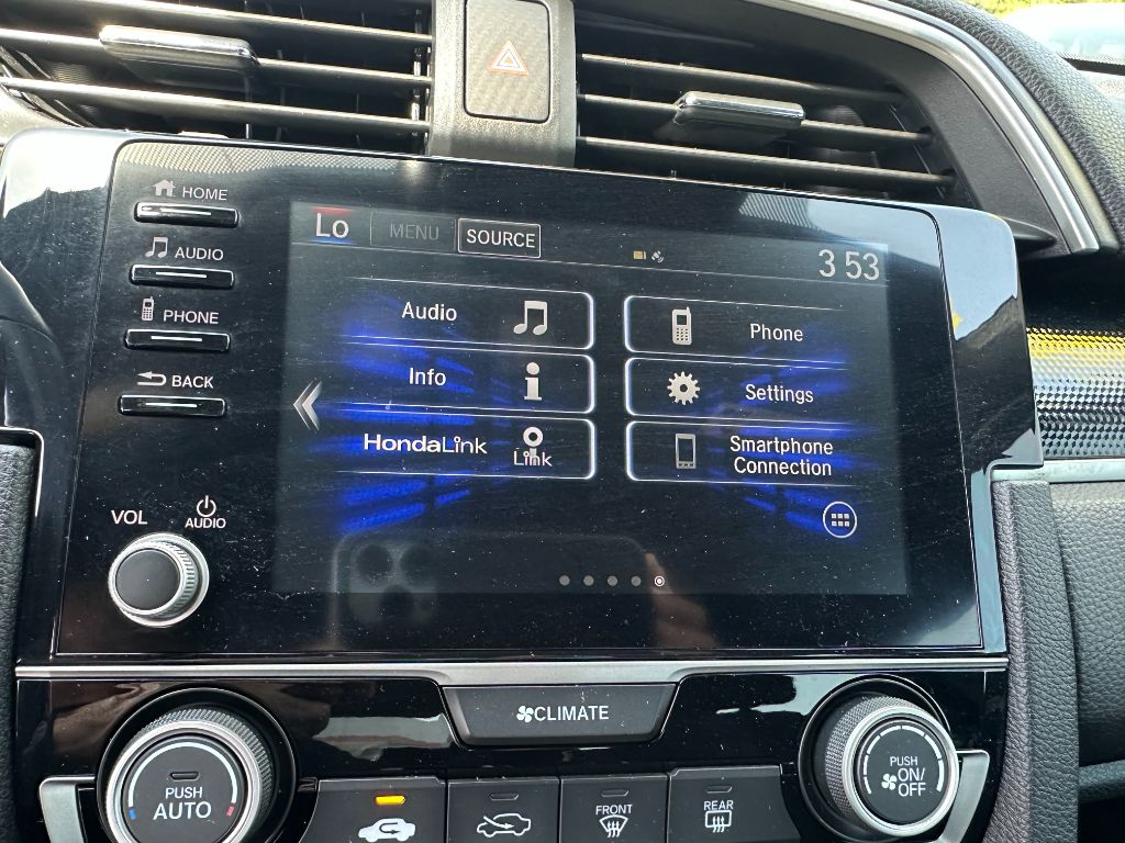 2019 Honda Civic SPORT photo