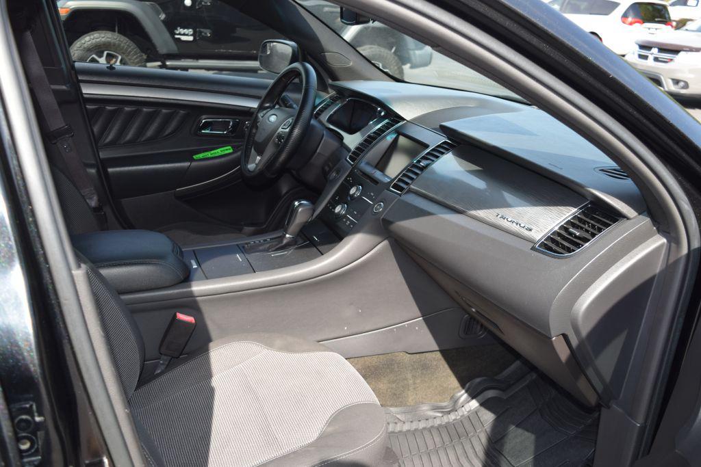 2013 Ford Taurus