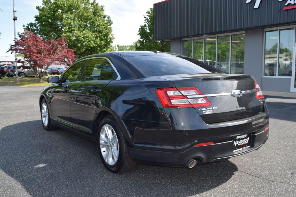 2013 Ford Taurus