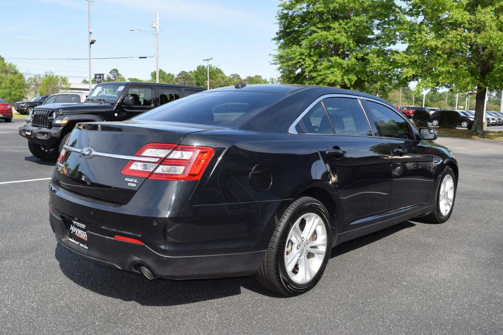2013 Ford Taurus