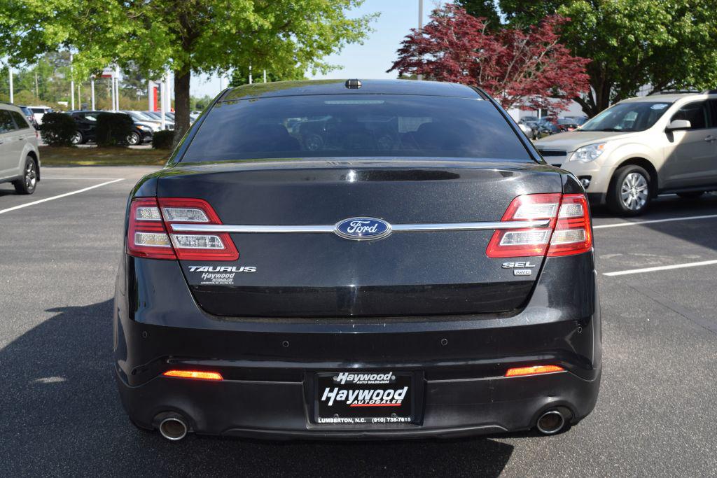 2013 Ford Taurus