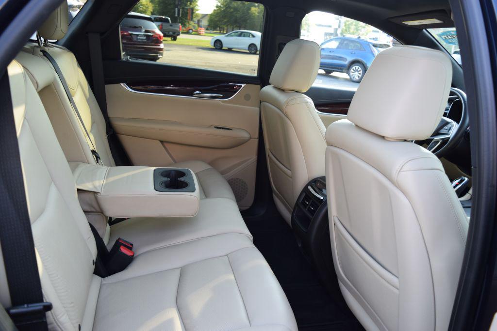 2017 Cadillac XT5