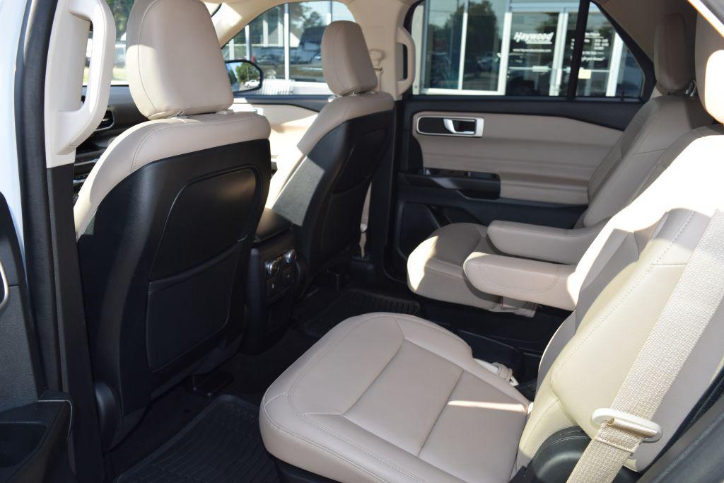 2020 Ford Explorer