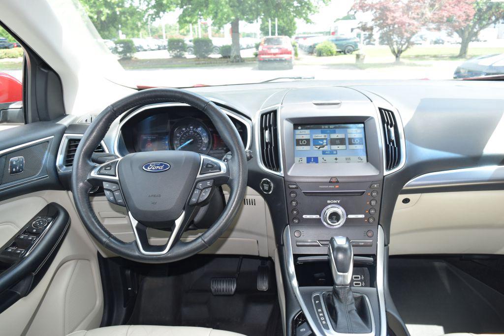 2017 Ford Edge
