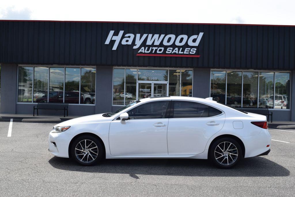 2016 Lexus ES