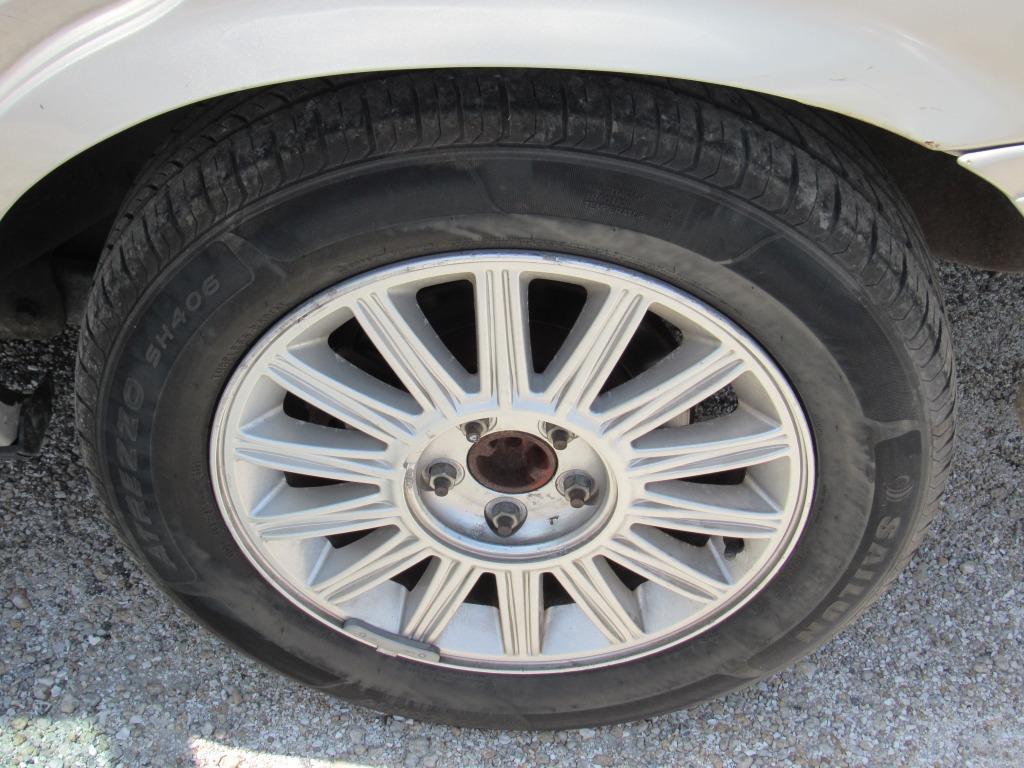 2010 Mercury Grand Marquis - $8,995