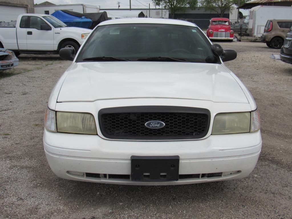 2007 Ford Crown Victoria Police Interceptor photo