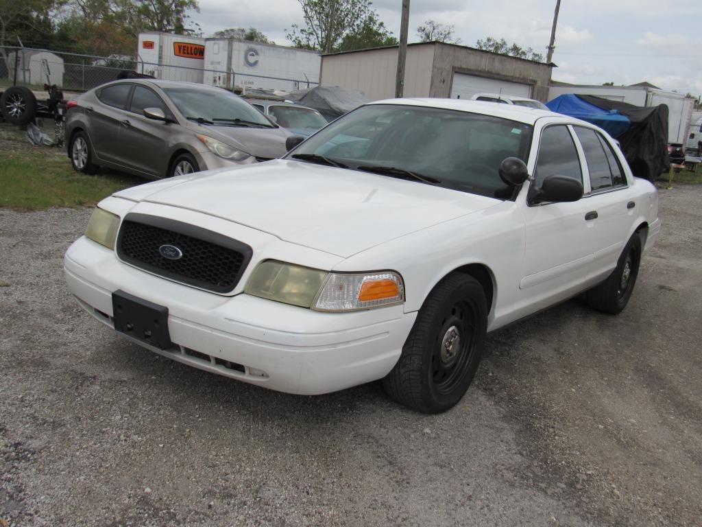 2007 Ford Crown Victoria Police Interceptor photo