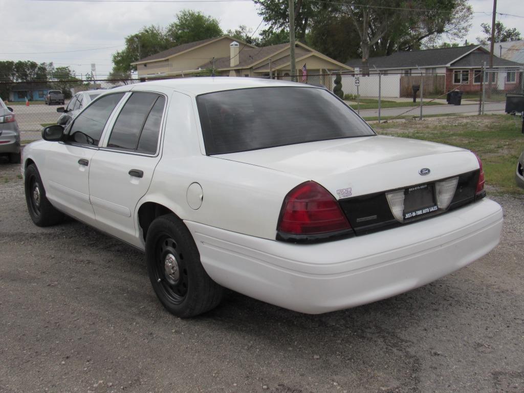 2007 Ford Crown Victoria Police Interceptor photo