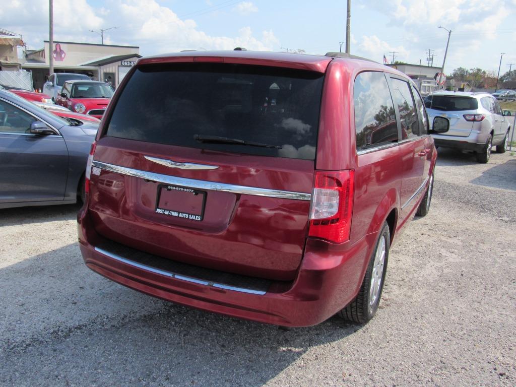 2013 Chrysler Town & Country Touring photo