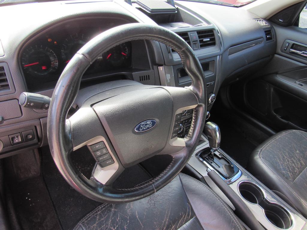 2010 Ford Fusion - $7,795