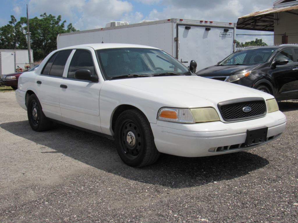 2007 Ford Crown Victoria - $5,995