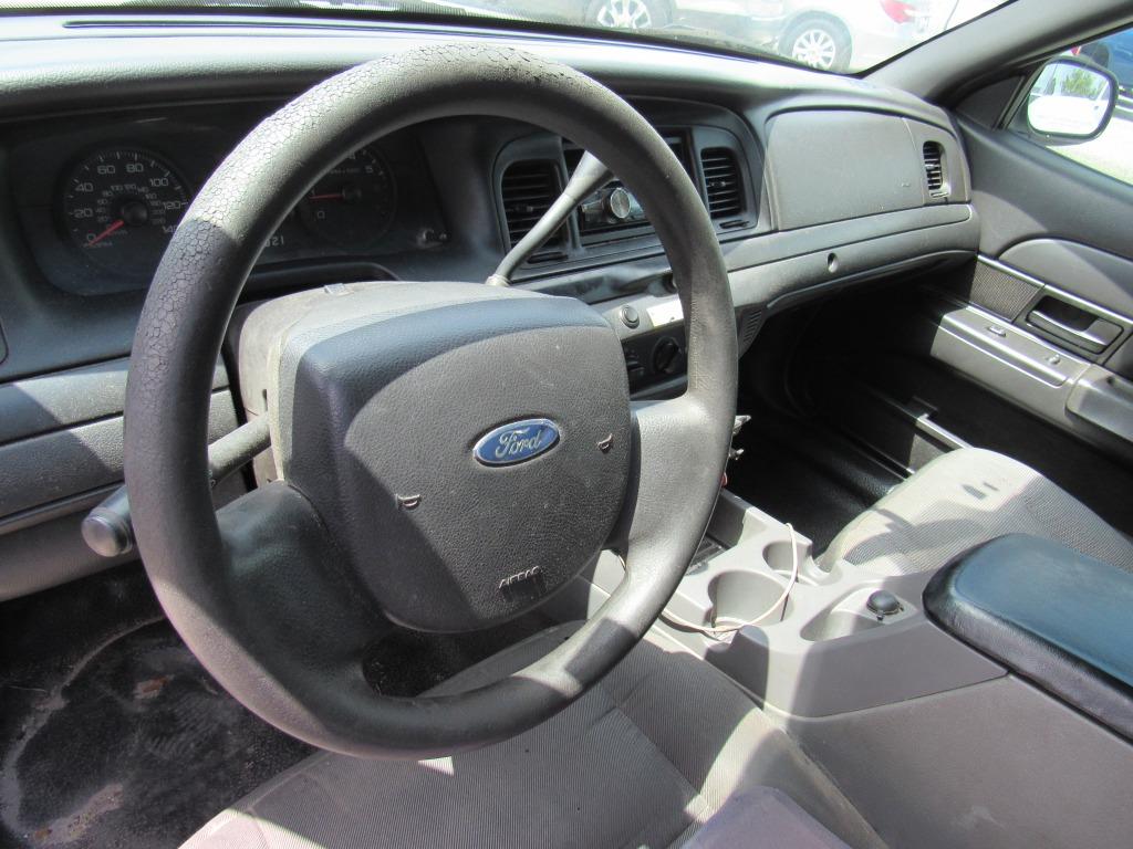 2007 Ford Crown Victoria - $5,995