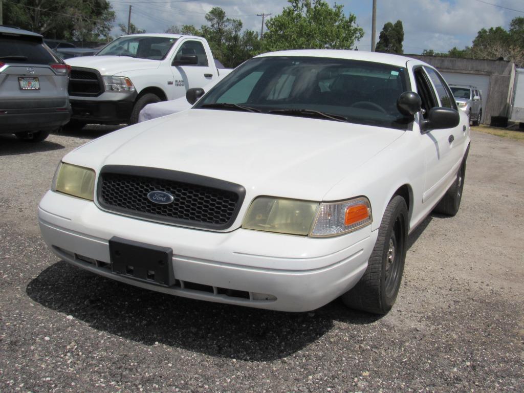 2007 Ford Crown Victoria - $5,995
