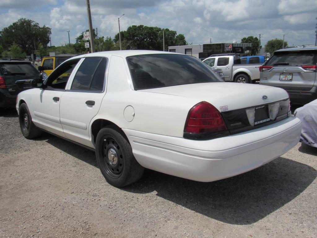 2007 Ford Crown Victoria - $5,995