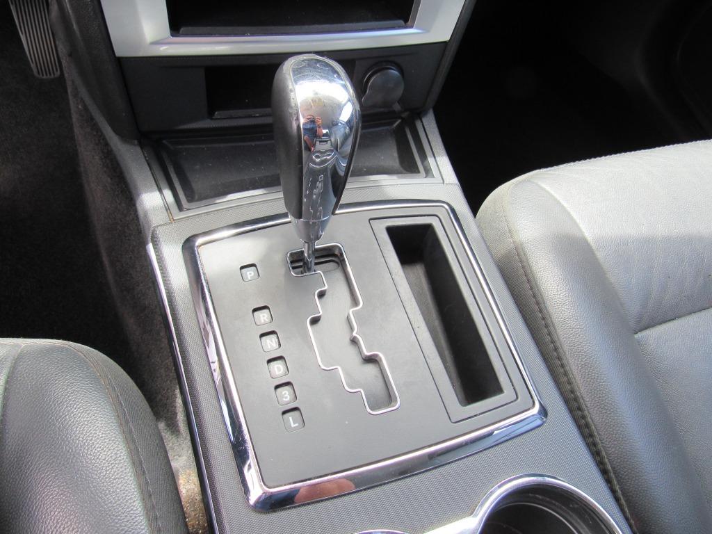 2010 Chrysler 300 Touring photo
