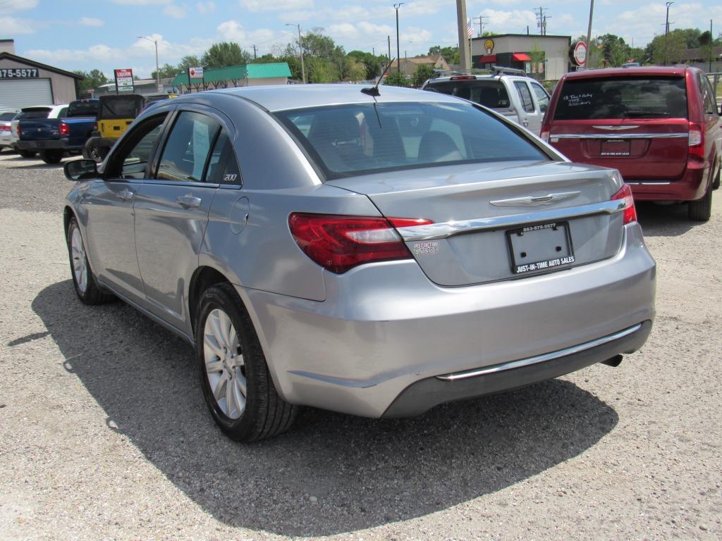 2013 Chrysler 200 Touring photo