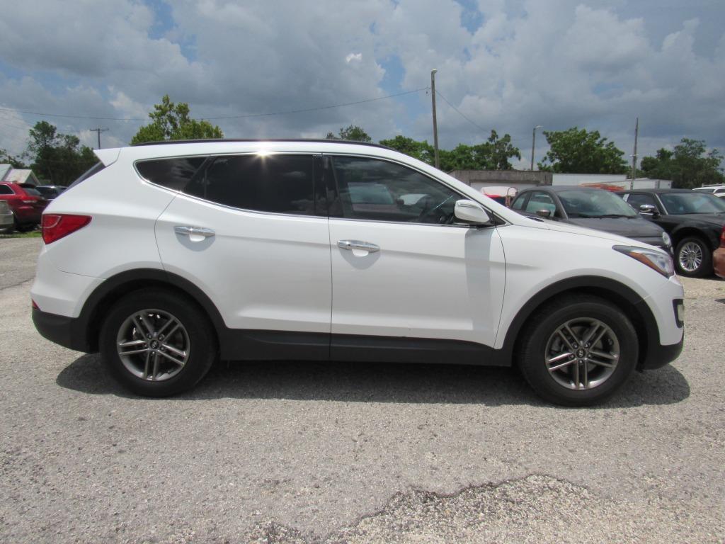 2016 Hyundai Santa Fe Sport - $12,995