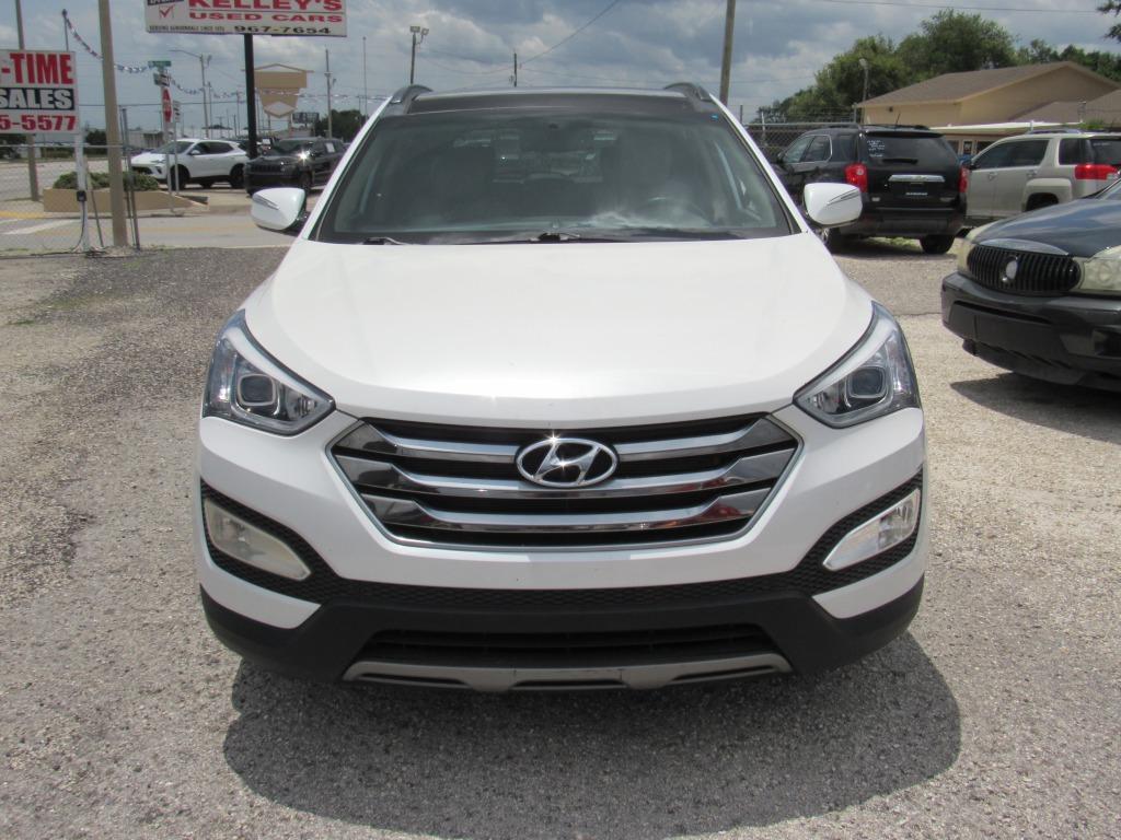2016 Hyundai Santa Fe Sport - $12,995