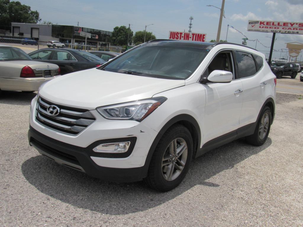 2016 Hyundai Santa Fe Sport - $12,995