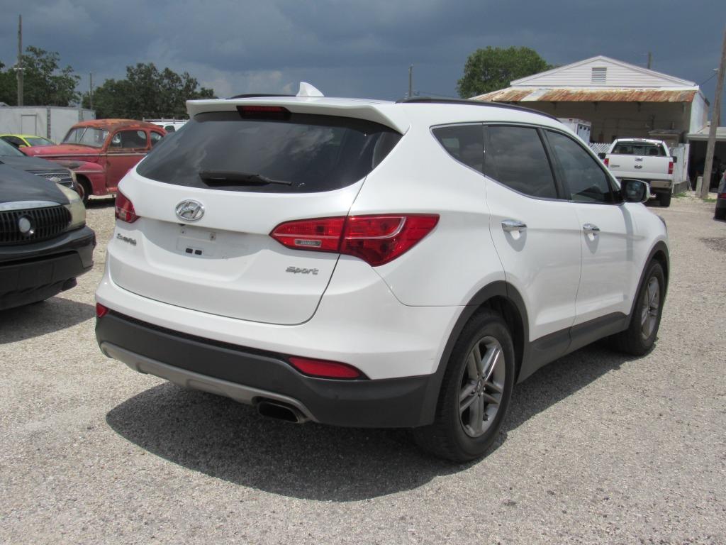 2016 Hyundai Santa Fe Sport - $12,995
