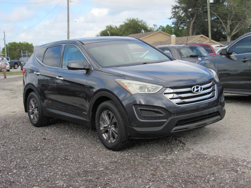 2016 Hyundai Santa Fe Sport - $11,495