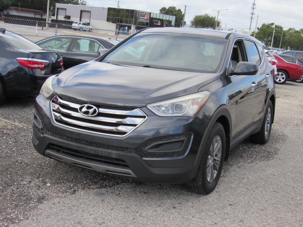 2016 Hyundai Santa Fe Sport - $11,495