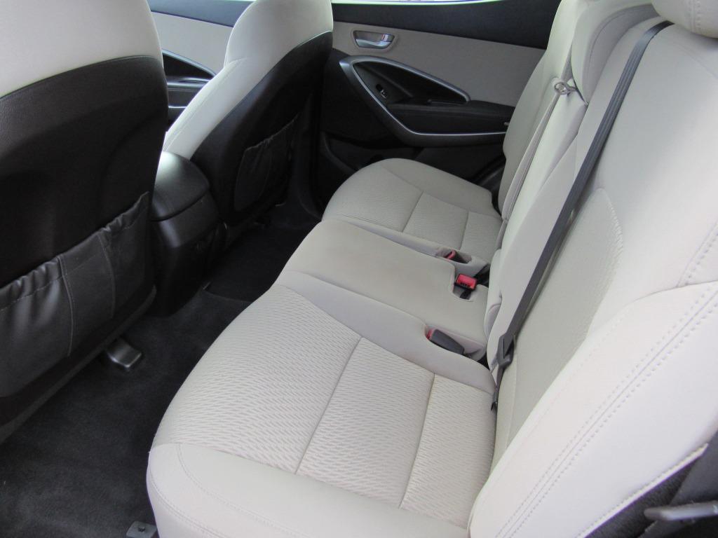 2016 Hyundai Santa Fe Sport - $11,495