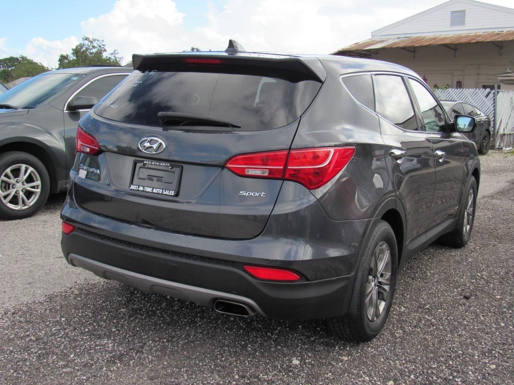 2016 Hyundai Santa Fe Sport - $11,495