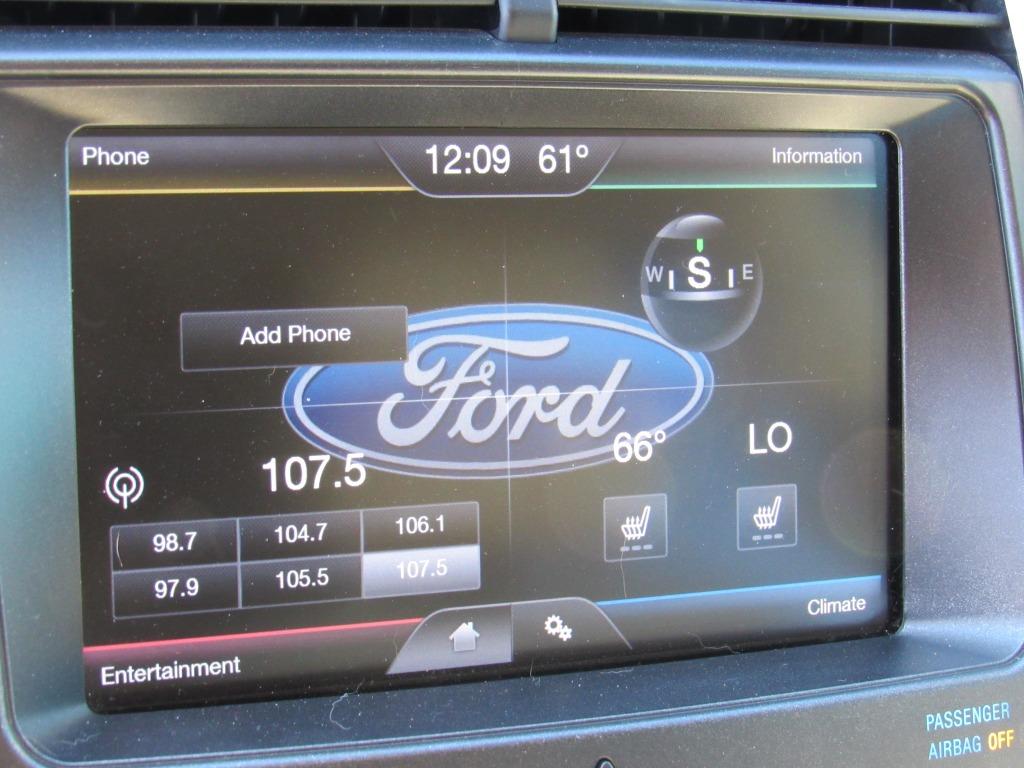 2014 Ford Edge - $10,995