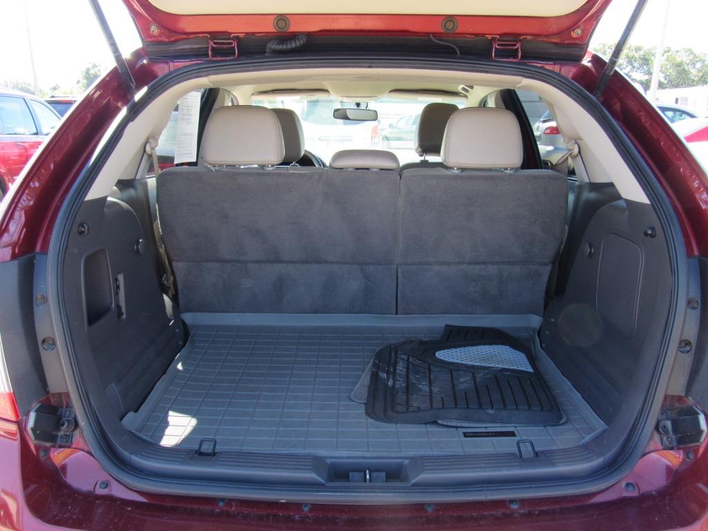 2014 Ford Edge - $10,995