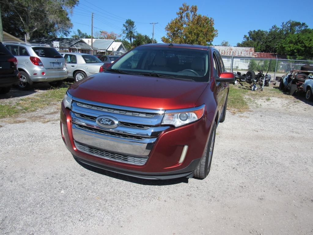 2014 Ford Edge - $10,995