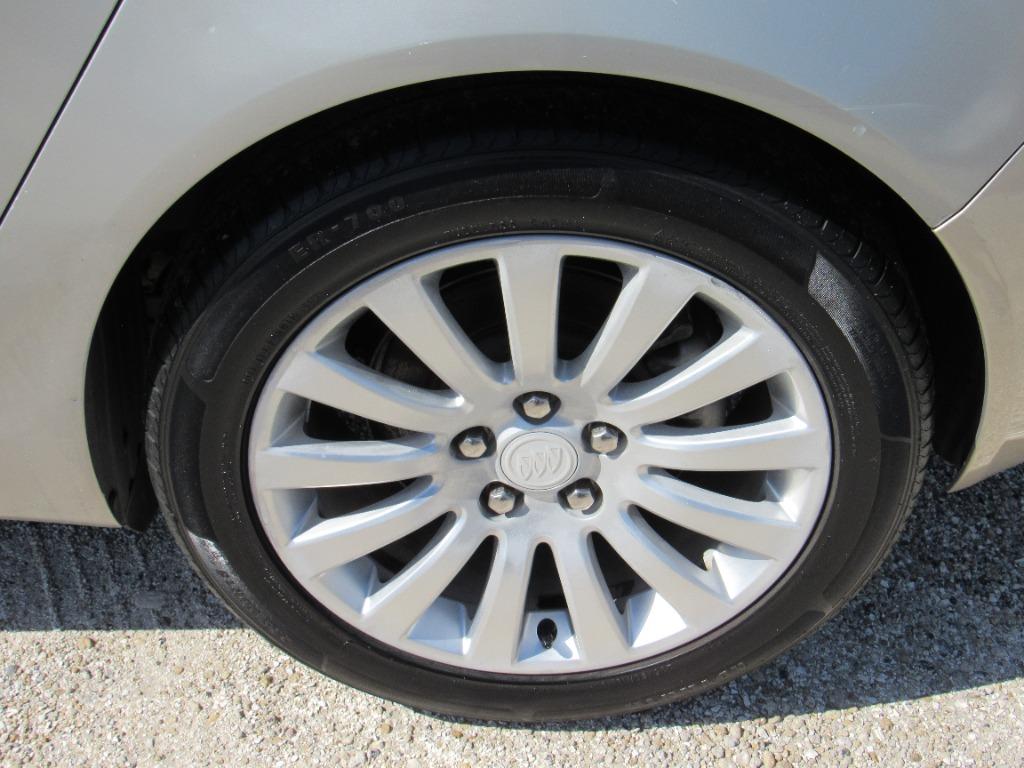 2011 Buick Regal - $5,995