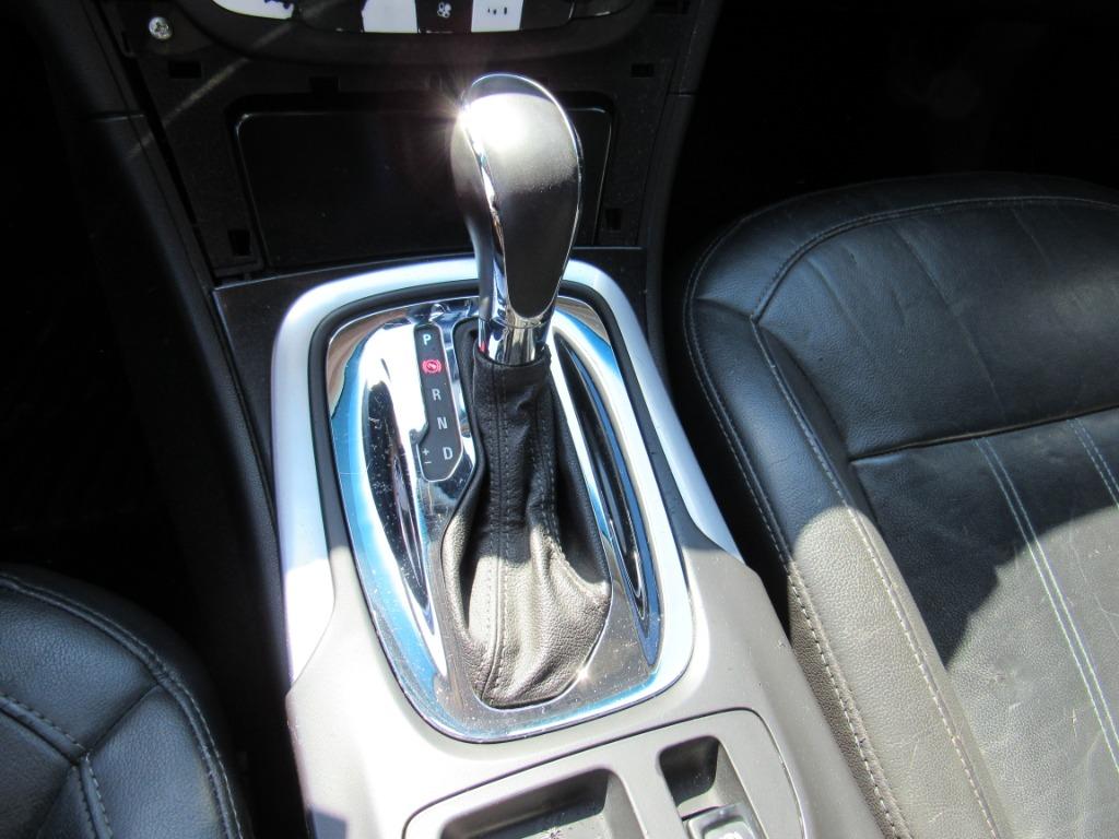 2011 Buick Regal - $5,995