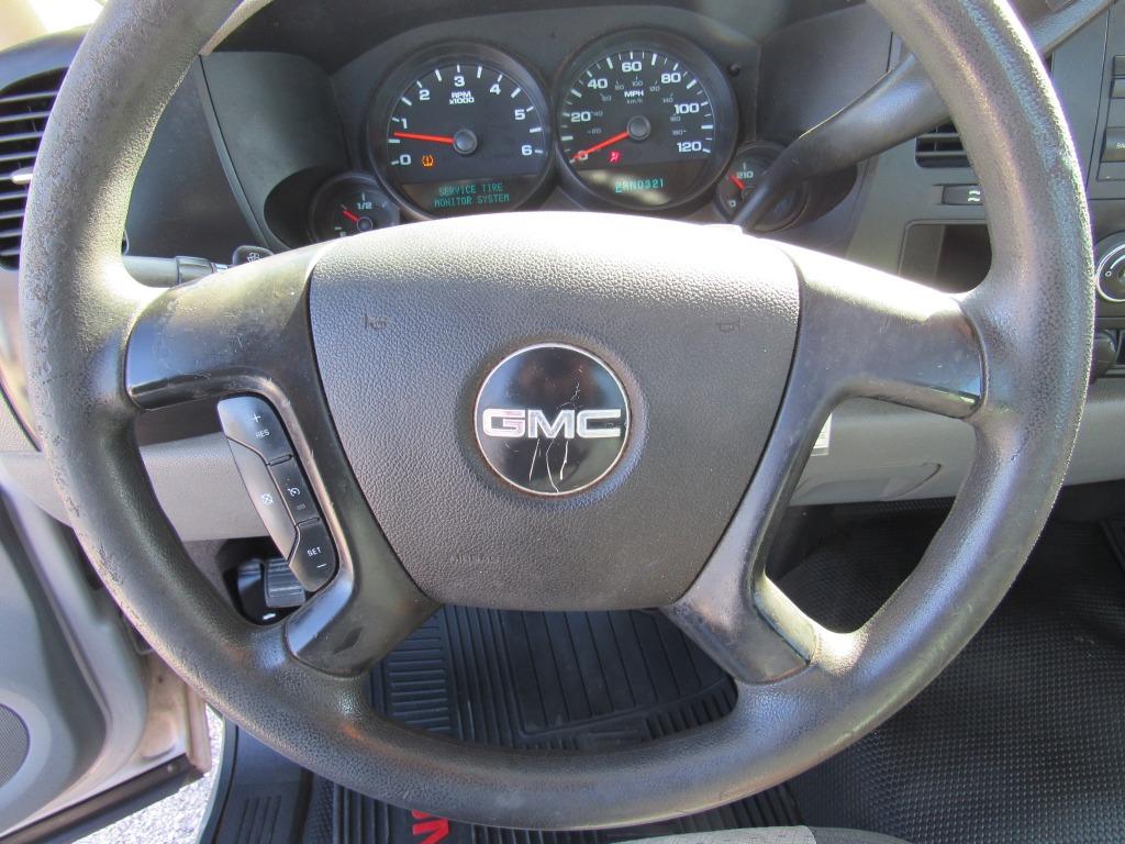 2009 GMC Sierra 1500 - $8,495