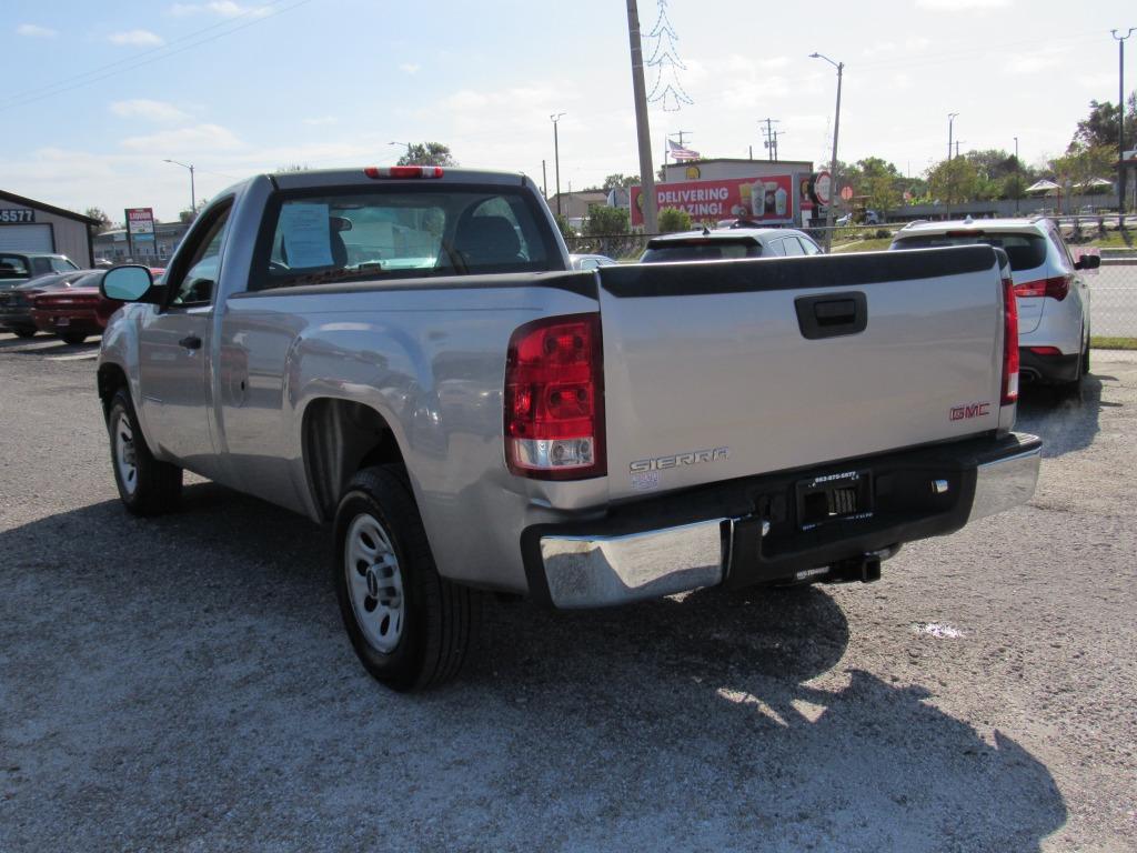 2009 GMC Sierra 1500 - $8,495